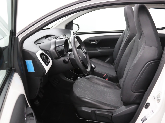 Toyota Aygo - 1.0 VVT-i x-wave