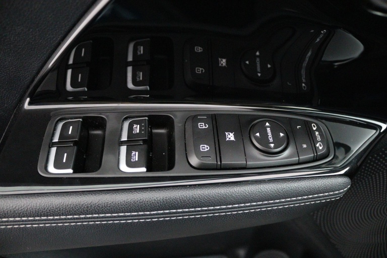 Kia Niro - 1.6 GDi Hybrid DynamicLine 24