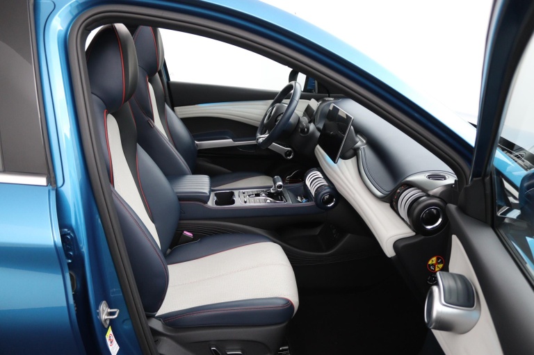 BYD ATTO 3 - Comfort 60 kWh 17