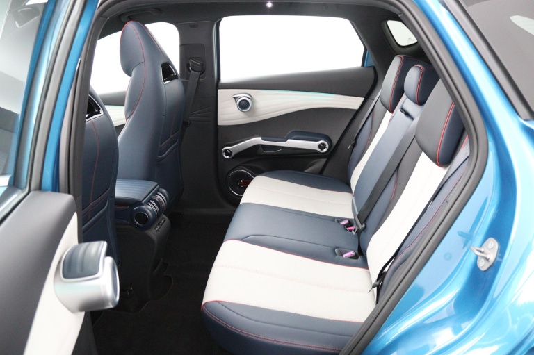 BYD ATTO 3 - Comfort 60 kWh 38