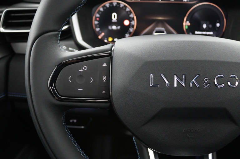 Lynk & Co 01 - 1.5 16