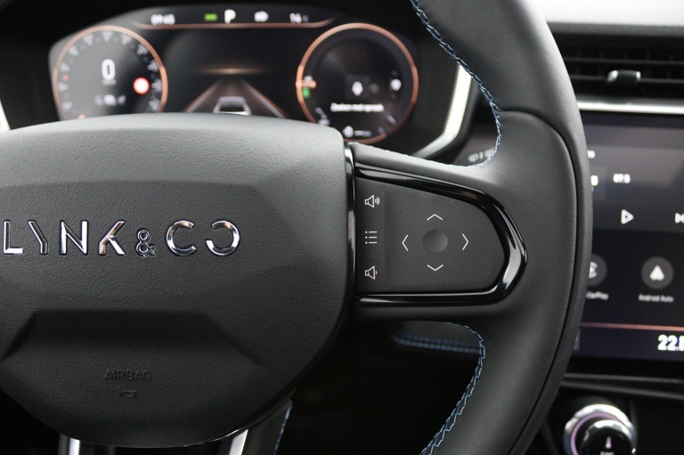 Lynk & Co 01 - 1.5 17