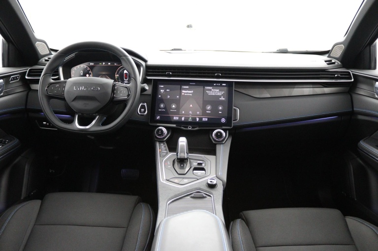 Lynk & Co 01 - 1.5 4