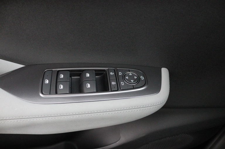 BYD DOLPHIN SURF - Comfort 43 kWh 23