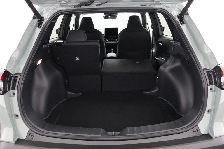 Toyota Corolla Cross - Hybrid 140 Dynamic 23