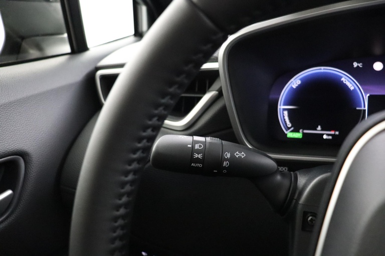 Toyota Corolla Cross - Hybrid 140 Dynamic 29