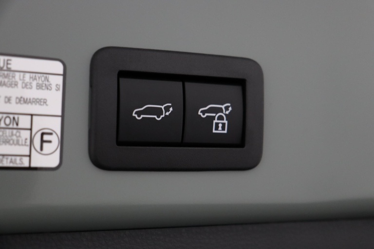 Toyota Corolla Cross - Hybrid 140 Dynamic 37