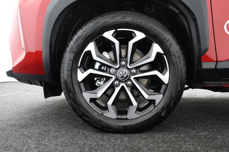 Toyota Yaris Cross - 1.5 Hybrid 115 Dynamic 36