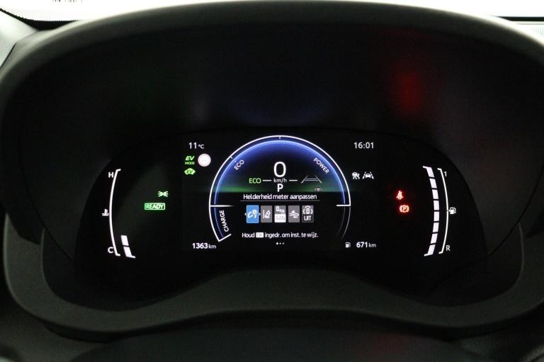 Toyota Yaris Cross - 1.5 Hybrid 115 Dynamic 6