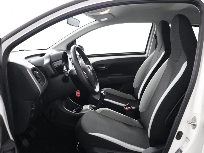 Toyota Aygo - 1.0 VVT-i x-play