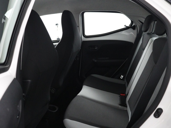 Toyota Aygo - 1.0 VVT-i x-play