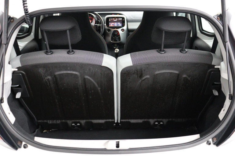 Toyota Aygo - 1.0 VVT-i x-play 21