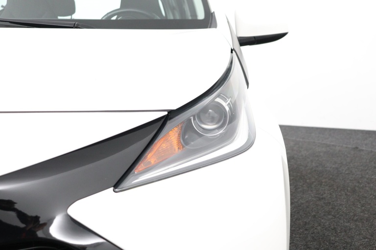 Toyota Aygo - 1.0 VVT-i x-play 32