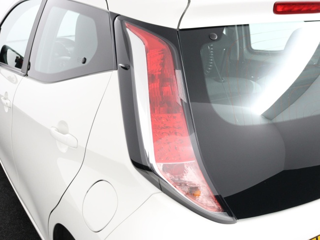 Toyota Aygo - 1.0 VVT-i x-play