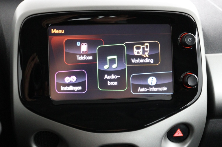 Toyota Aygo - 1.0 VVT-i x-play 40
