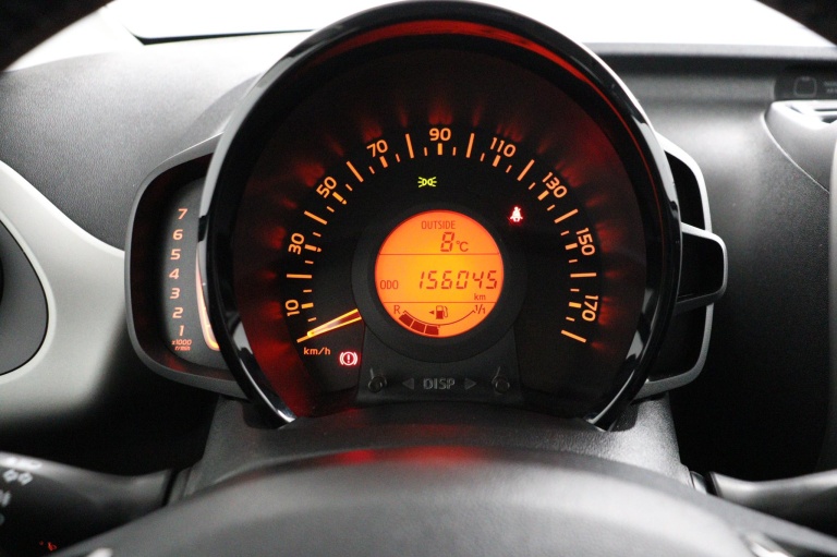 Toyota Aygo - 1.0 VVT-i x-play 6