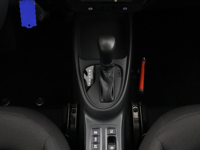 Toyota Aygo X - Hybrid 115 play