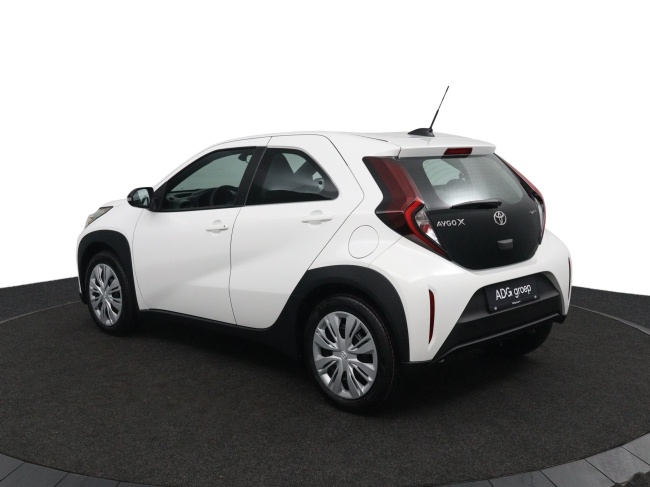 Toyota Aygo X - Hybrid 115 play