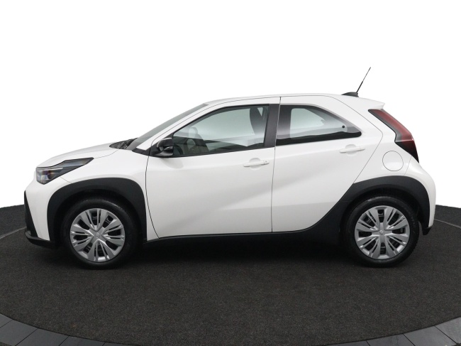 Toyota Aygo X - Hybrid 115 play