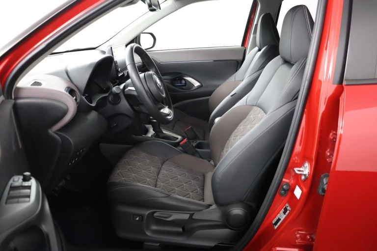 Toyota Yaris Cross - 1.5 Hybrid Adventure 17