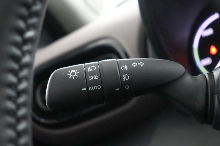 Toyota Yaris Cross - 1.5 Hybrid Adventure 30