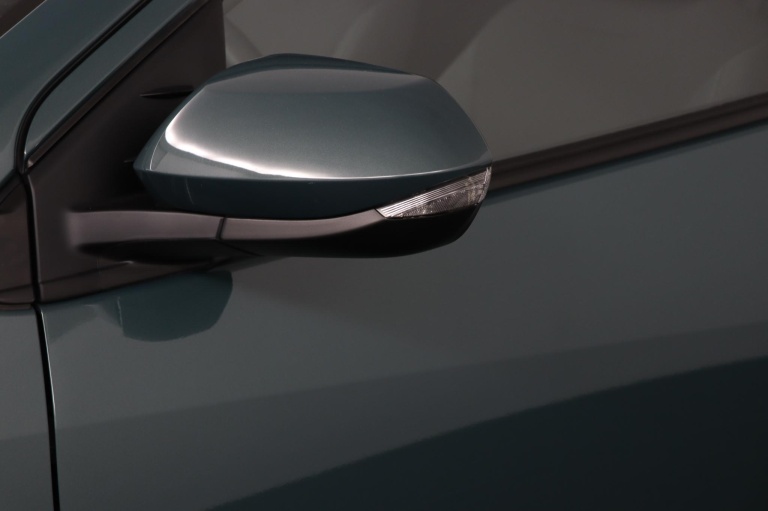 Toyota Yaris - 1.5 Hybrid 115 Dynamic 36