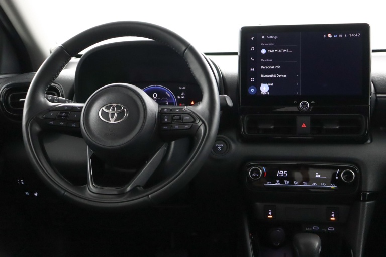 Toyota Yaris - 1.5 Hybrid 115 Dynamic 52