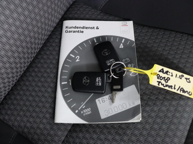 Toyota Auris - 1.8 Hybrid Executive