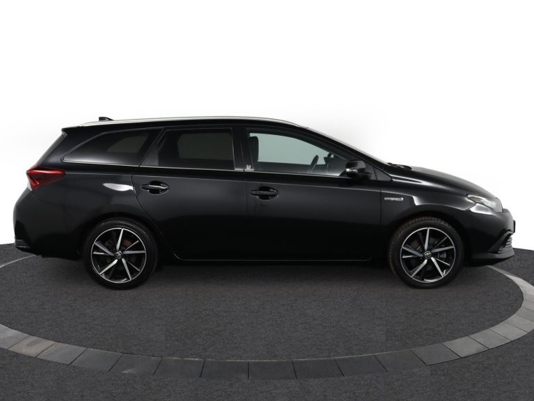 Toyota Auris - 1.8 Hybrid Executive 13