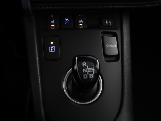 Toyota Auris - 1.8 Hybrid Executive