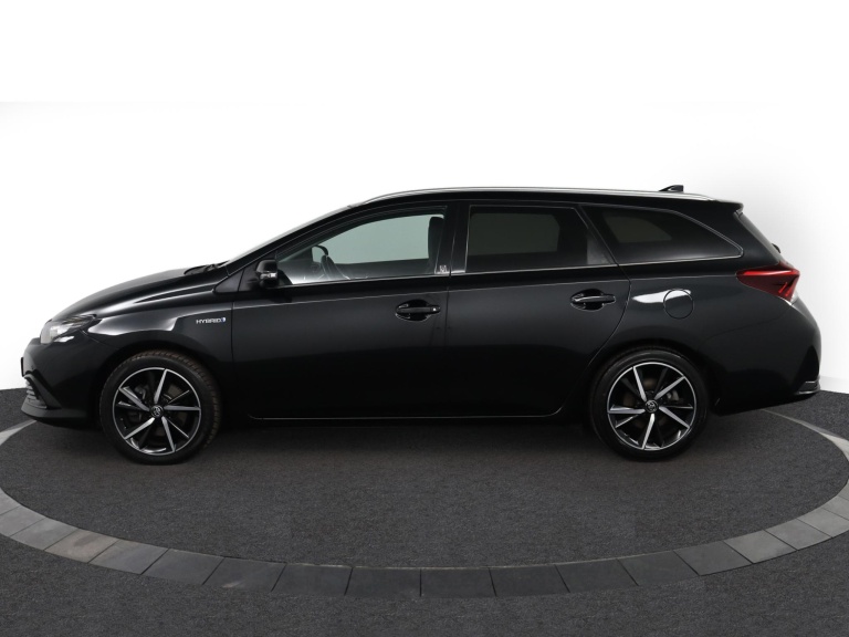 Toyota Auris - 1.8 Hybrid Executive 3