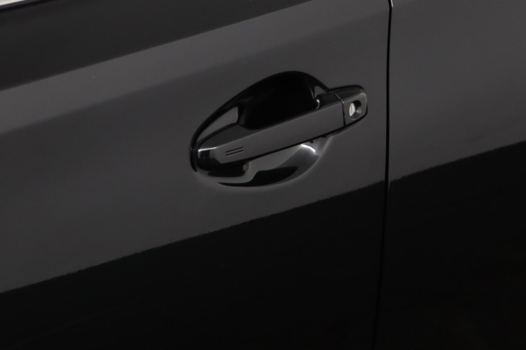 Toyota Auris - 1.8 Hybrid Executive 39