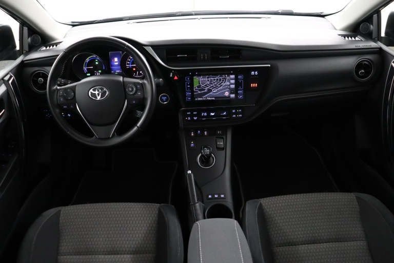 Toyota Auris - 1.8 Hybrid Executive 4