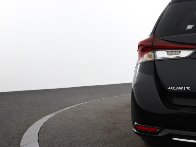 Toyota Auris - 1.8 Hybrid Executive