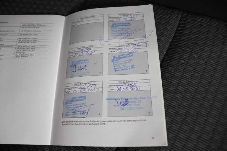 Toyota Auris - 1.8 Hybrid Executive 43