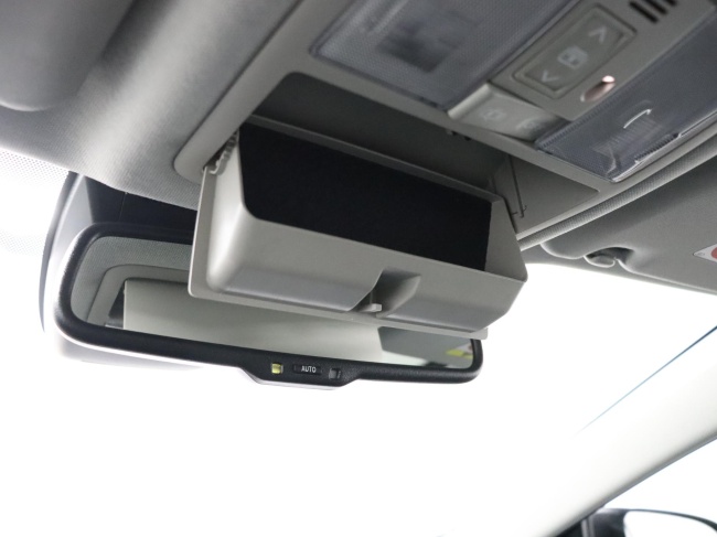 Toyota Auris - 1.8 Hybrid Executive