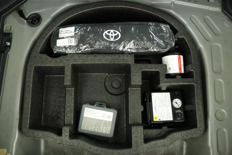 Toyota Yaris Cross - 1.5 Hybrid Dynamic 32