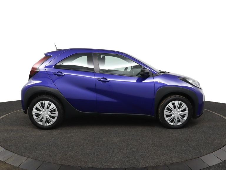 Toyota Aygo X - 1.0 VVT-i S-CVT Play 13