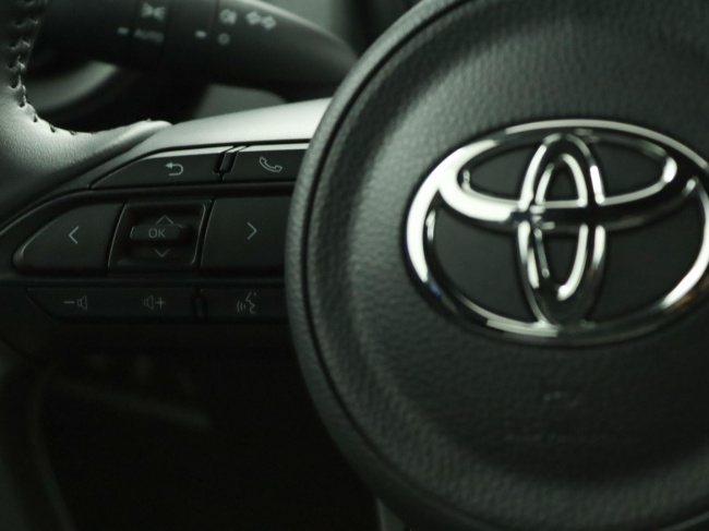 Toyota Aygo X - 1.0 VVT-i S-CVT Play