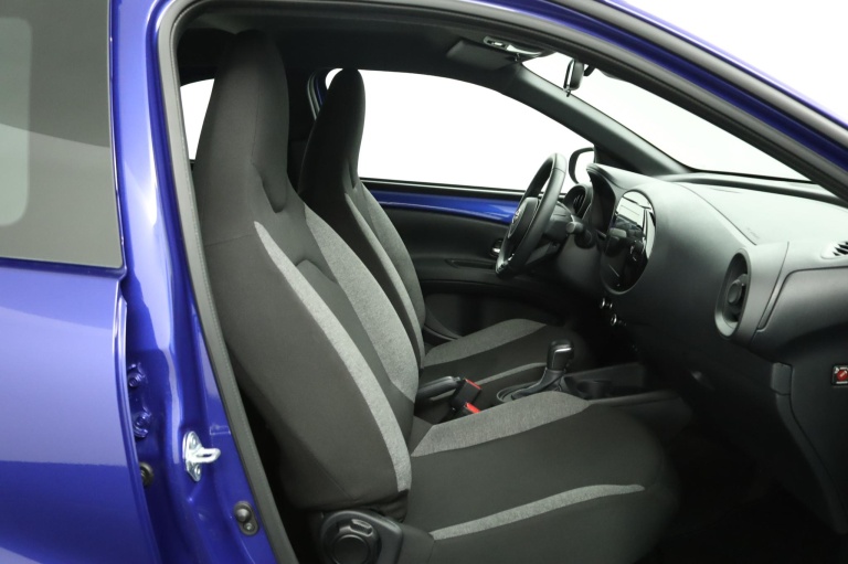 Toyota Aygo X - 1.0 VVT-i S-CVT Play 22