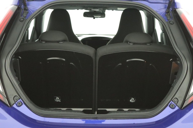 Toyota Aygo X - 1.0 VVT-i S-CVT Play 24