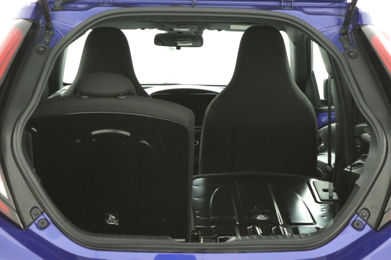 Toyota Aygo X - 1.0 VVT-i S-CVT Play 25