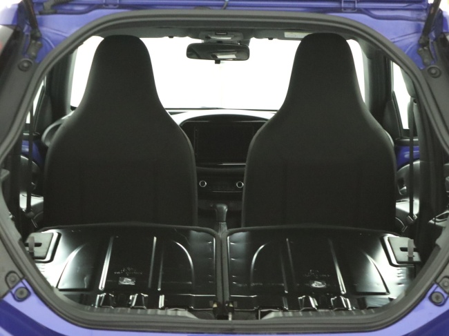 Toyota Aygo X - 1.0 VVT-i S-CVT Play