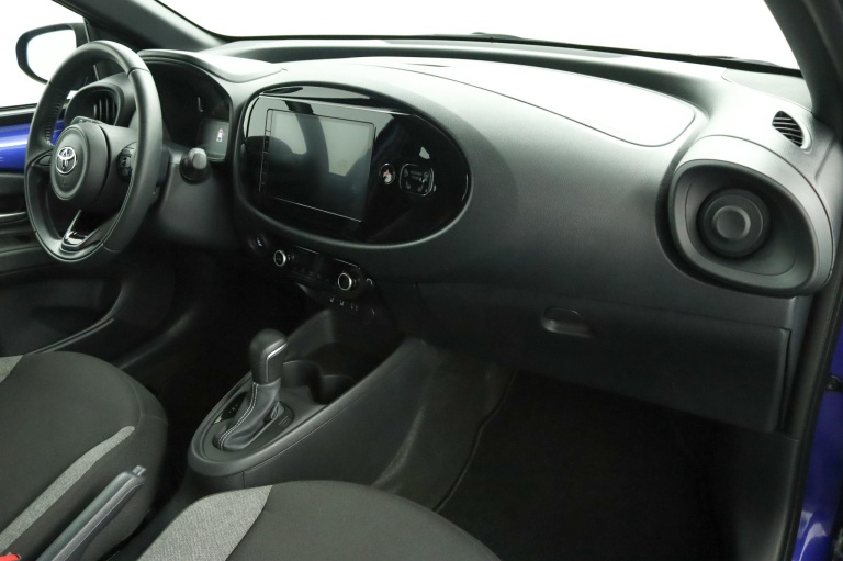 Toyota Aygo X - 1.0 VVT-i S-CVT Play 42