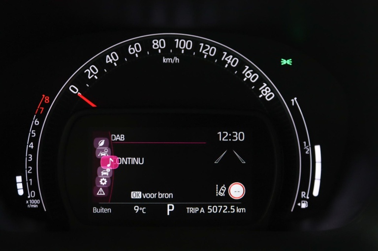 Toyota Aygo X - 1.0 VVT-i S-CVT Play 46