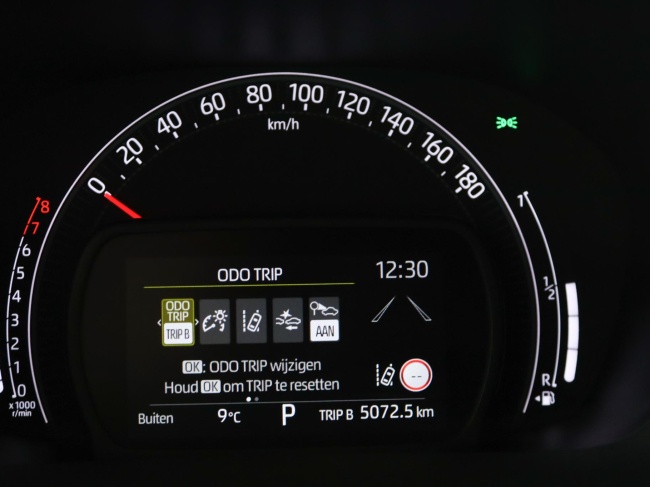 Toyota Aygo X - 1.0 VVT-i S-CVT Play