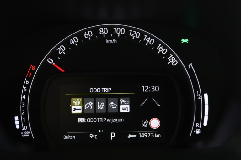 Toyota Aygo X - 1.0 VVT-i S-CVT Play 51