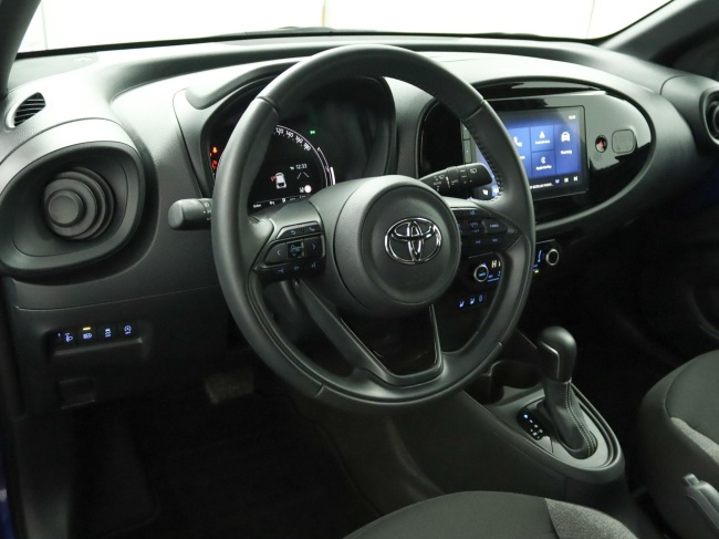 Toyota Aygo X - 1.0 VVT-i S-CVT Play