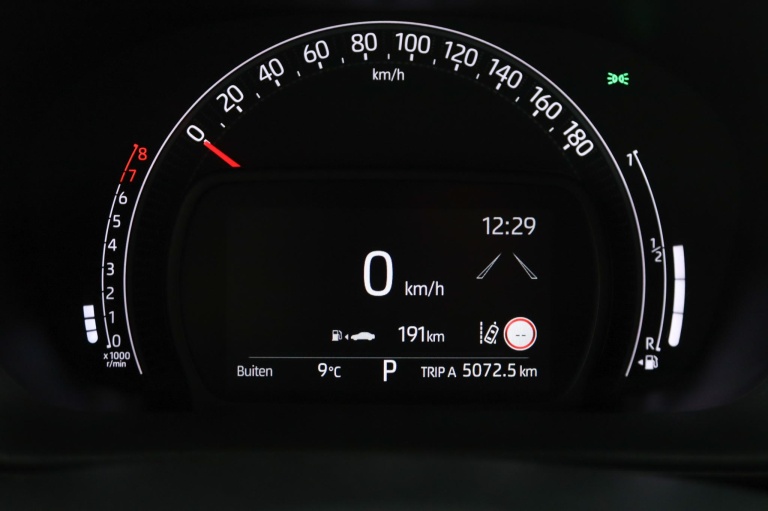 Toyota Aygo X - 1.0 VVT-i S-CVT Play 6