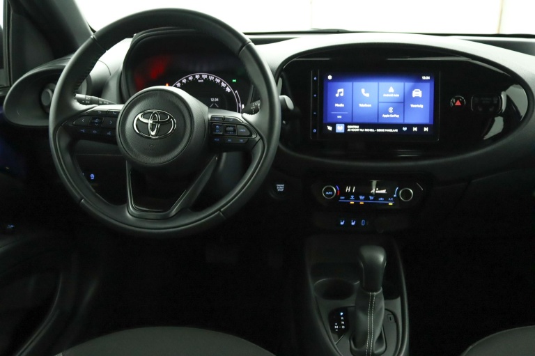 Toyota Aygo X - 1.0 VVT-i S-CVT Play 61